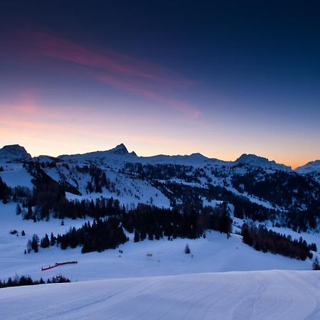 Hotel Miramonti Corvara Zewnętrze zdjęcie