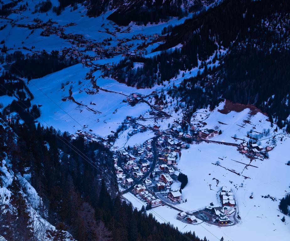 Hotel Miramonti Corvara Zewnętrze zdjęcie