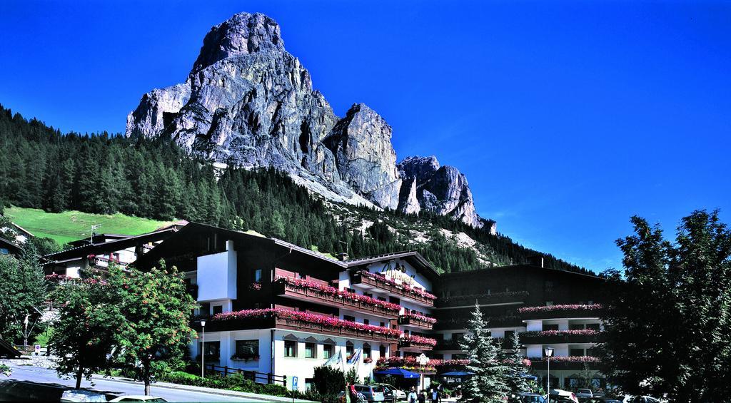 Hotel Miramonti Corvara Zewnętrze zdjęcie