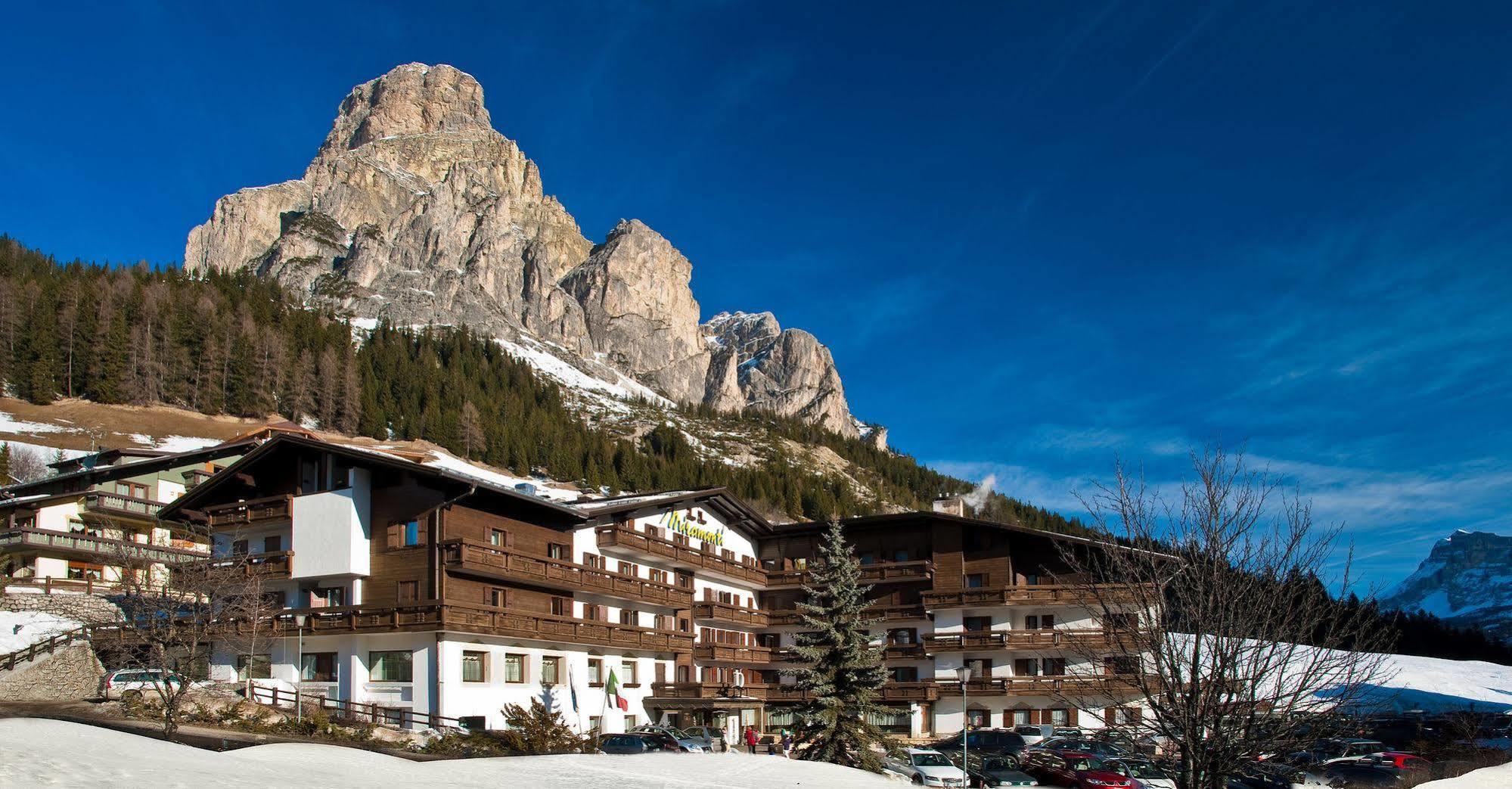 Hotel Miramonti Corvara Zewnętrze zdjęcie